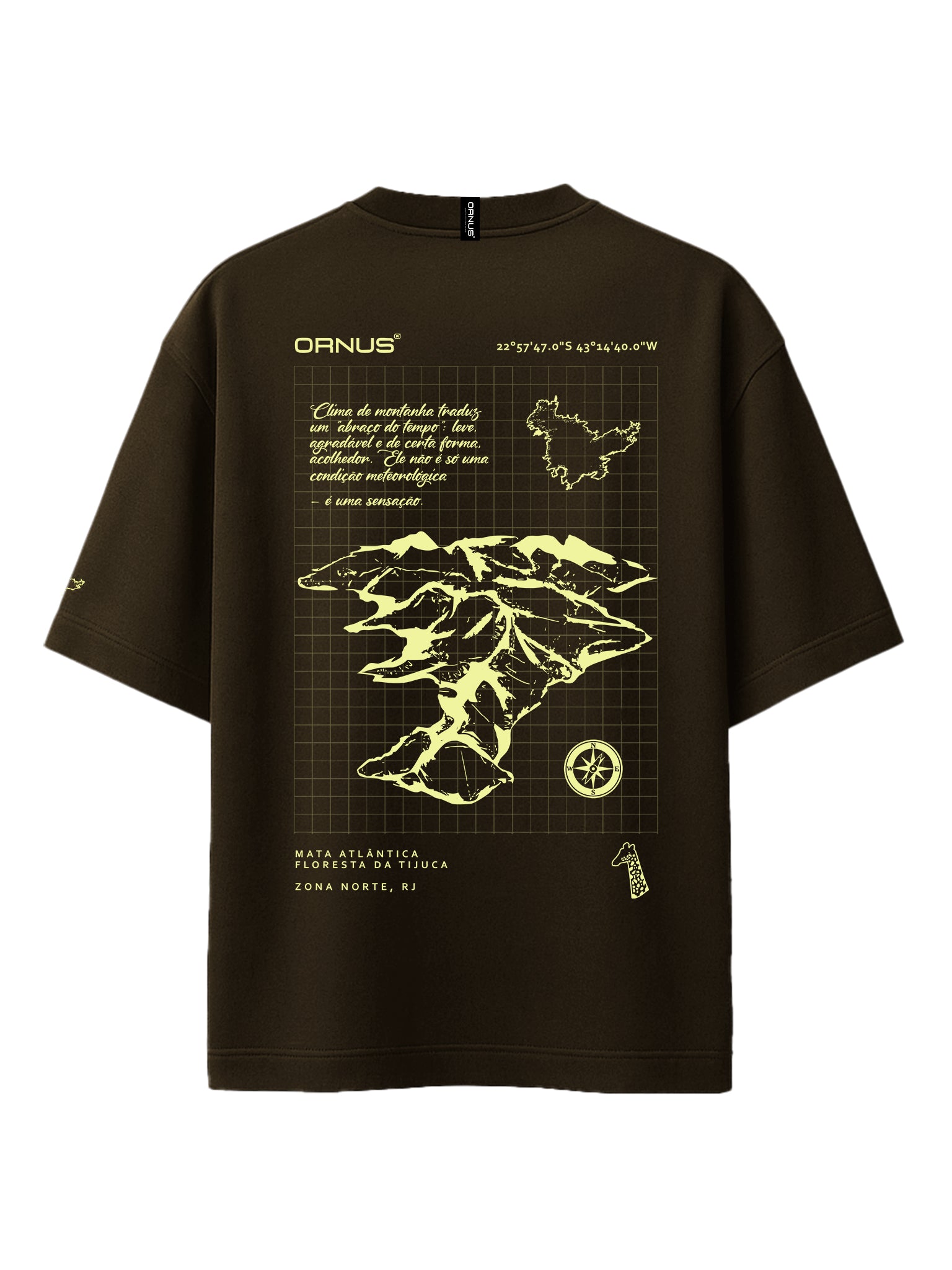 Camiseta Oversized - "Clima De Montanha"